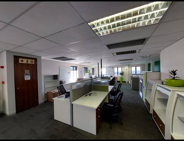 898M² OFFICE TO LET IN GREENSTONE HILL